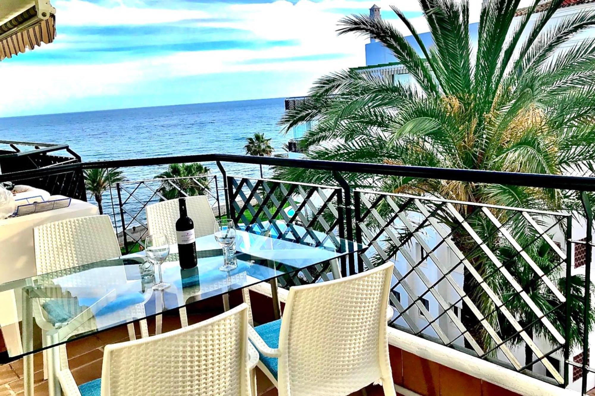 Mi Capricho 2D Beachfront- Apartment With Sea View - Costa Del Sol Sitio de Calahonda المظهر الخارجي الصورة