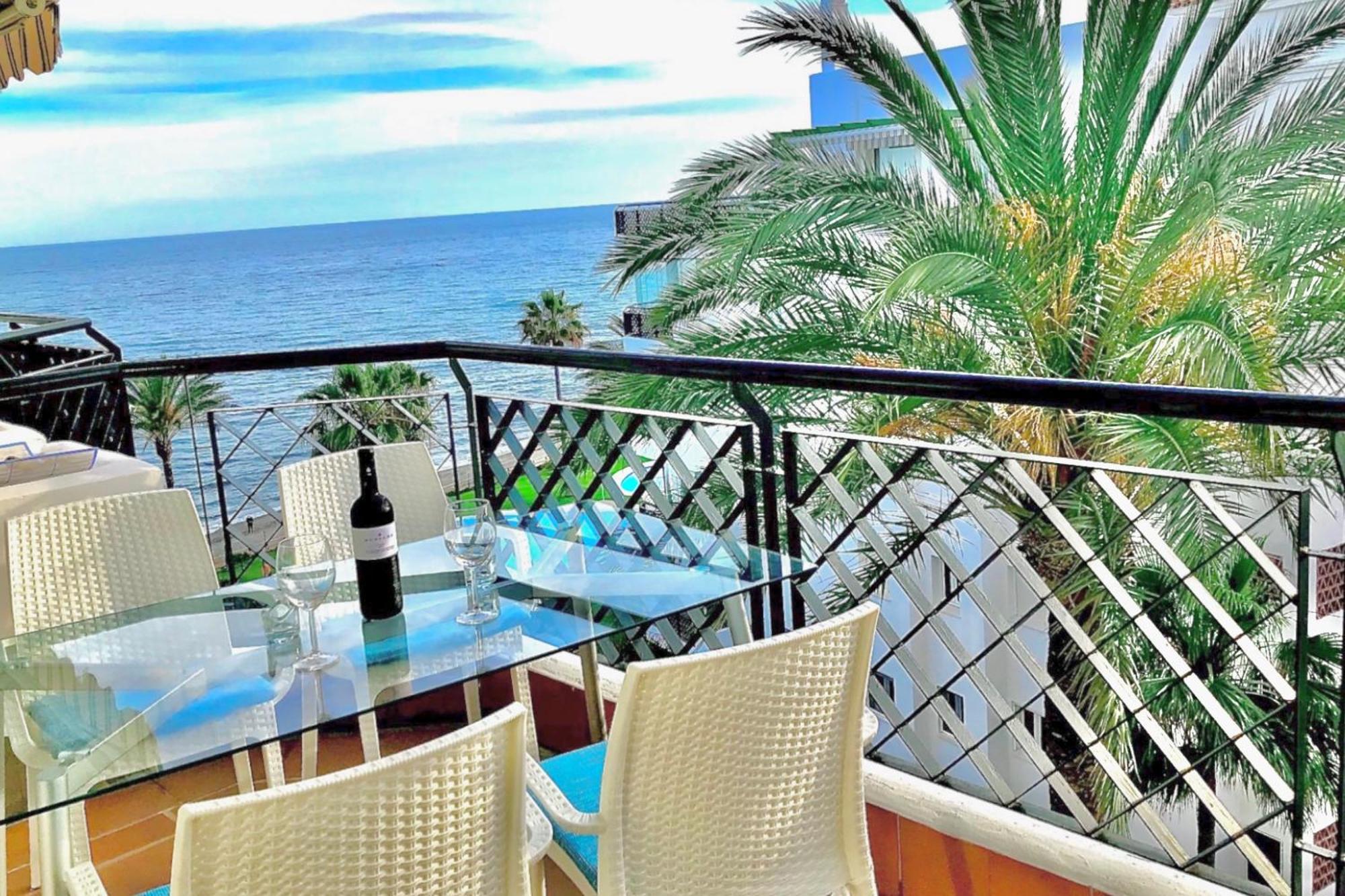 Mi Capricho 2D Beachfront- Apartment With Sea View - Costa Del Sol Sitio de Calahonda المظهر الخارجي الصورة