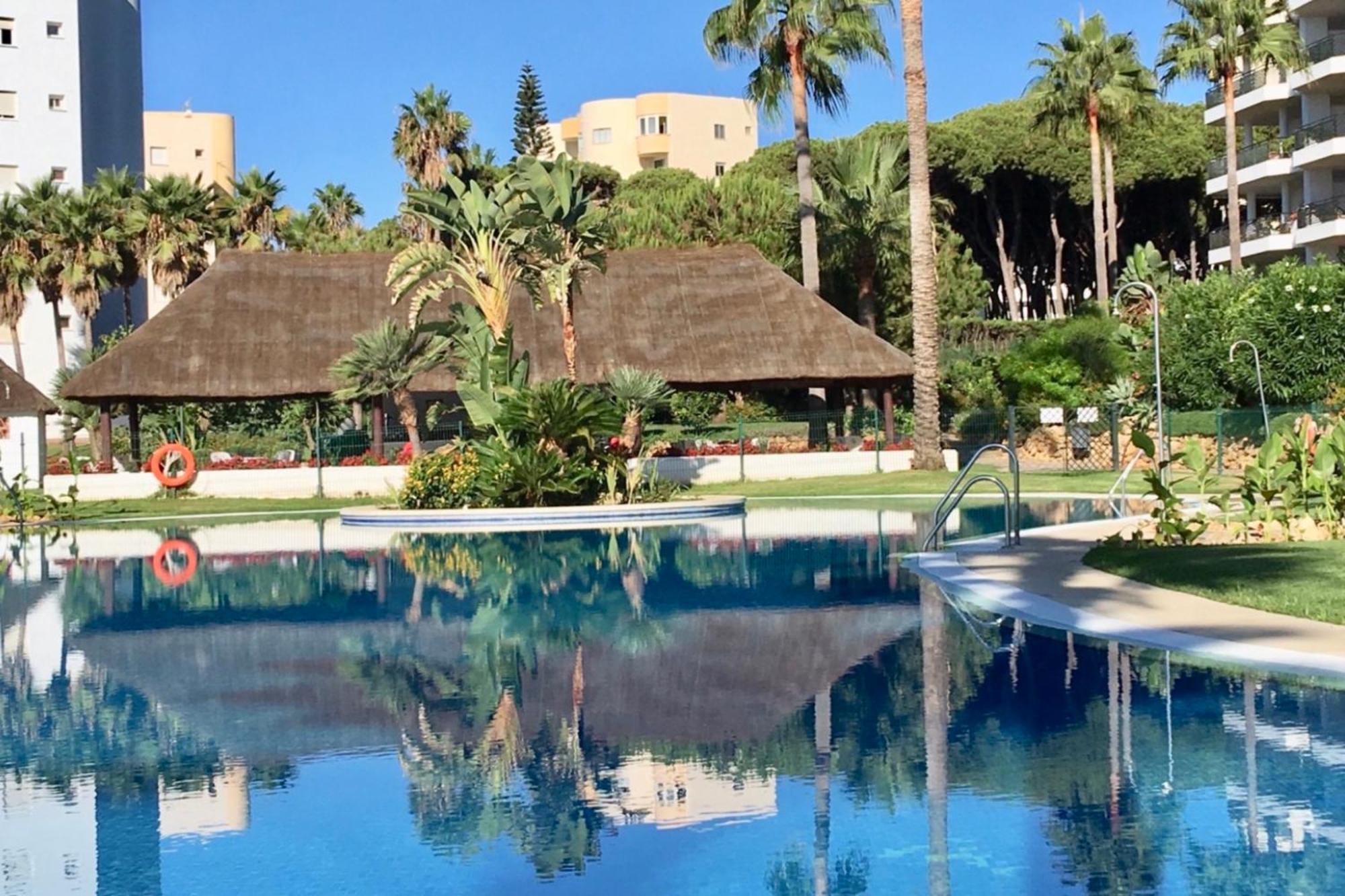 Mi Capricho 2D Beachfront- Apartment With Sea View - Costa Del Sol Sitio de Calahonda المظهر الخارجي الصورة
