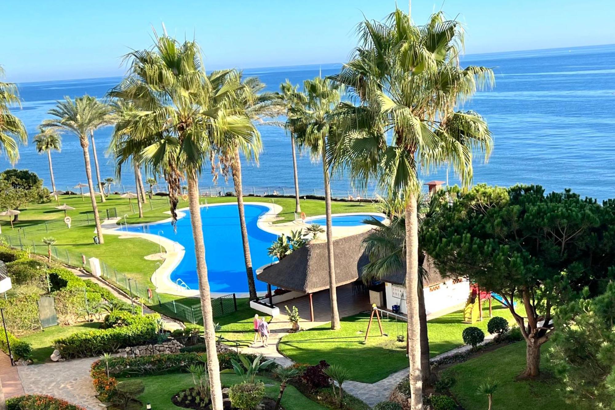 Mi Capricho 2D Beachfront- Apartment With Sea View - Costa Del Sol Sitio de Calahonda المظهر الخارجي الصورة
