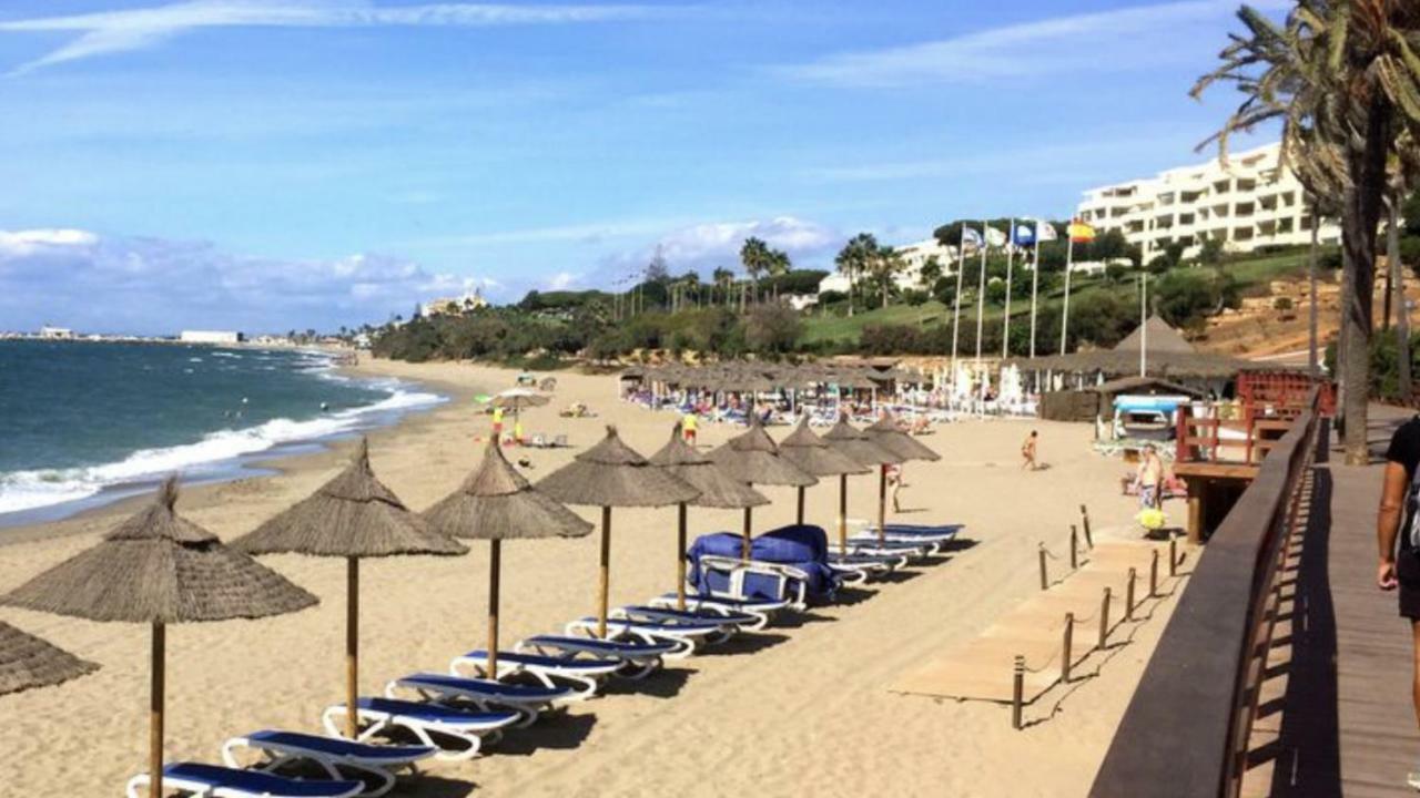 Mi Capricho 2D Beachfront- Apartment With Sea View - Costa Del Sol Sitio de Calahonda المظهر الخارجي الصورة
